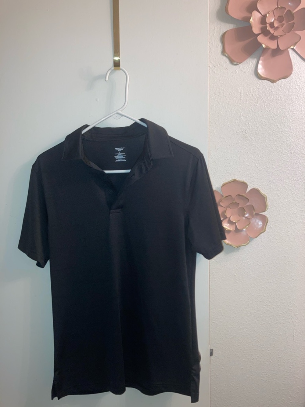 Men's Black Polo Shirt with Classic Collar